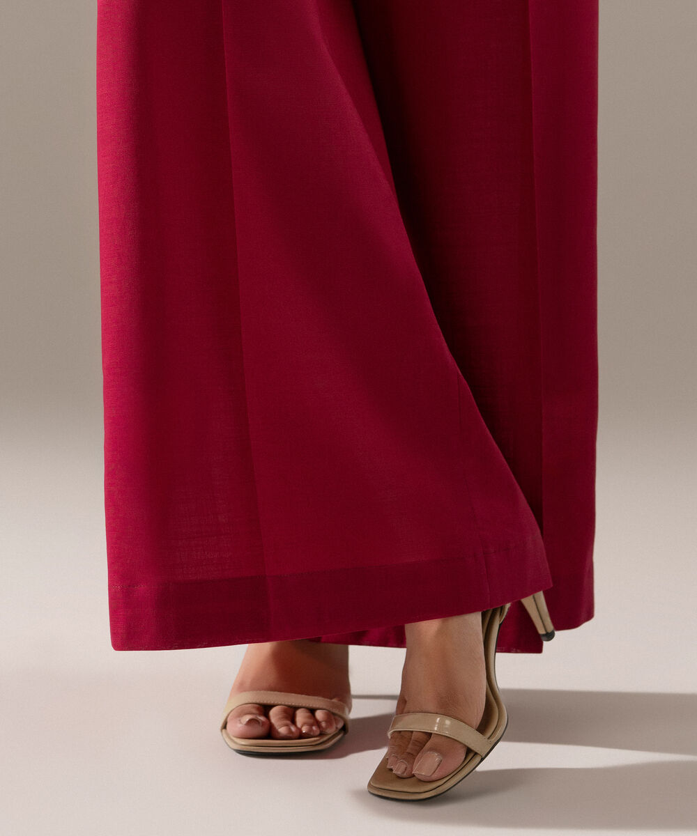 Women's RTW Cross Hatch Solid Maroon Flared Pants
