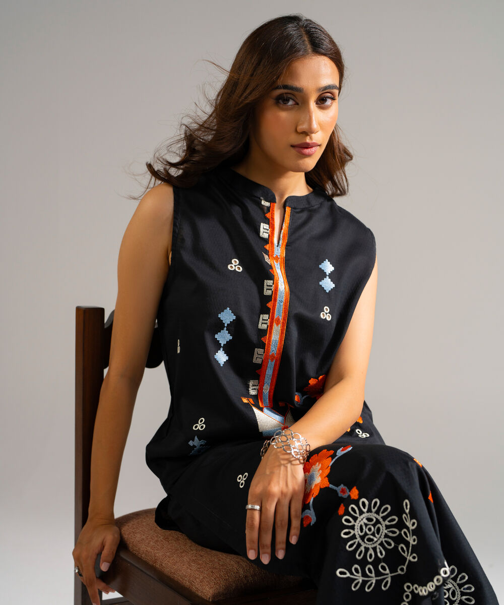 Women's RTW Dobby Embroidered Black Straight Shirt