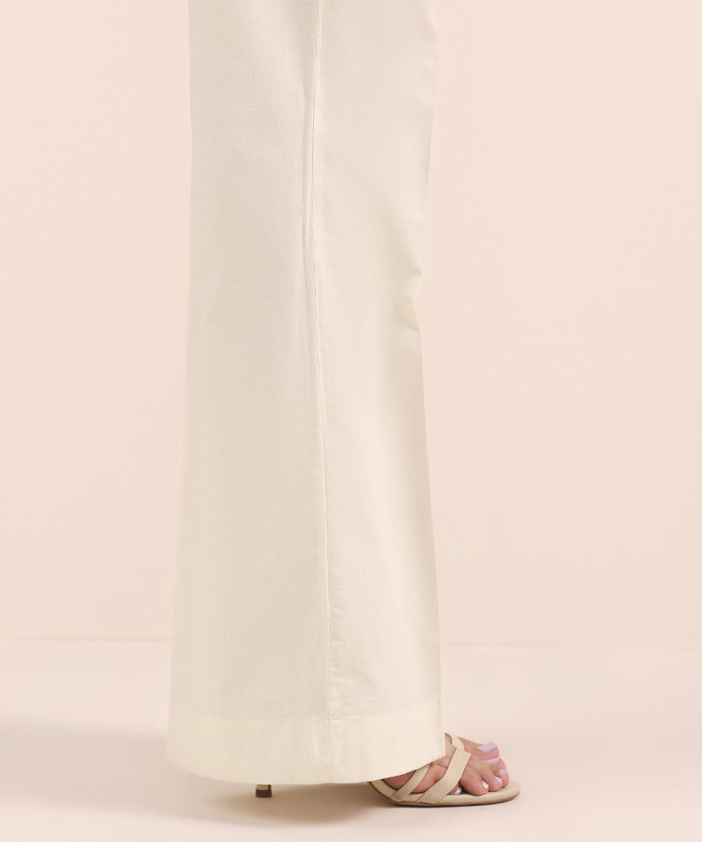 Woman - Off White Solid Cambric Boot-cut Pants