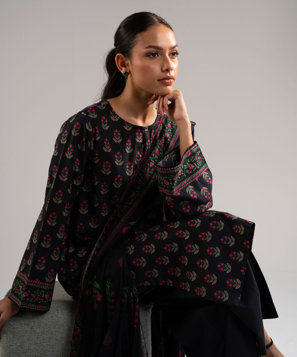 Women's RTW Slub Lawn Printed Black 3 Piece Suit