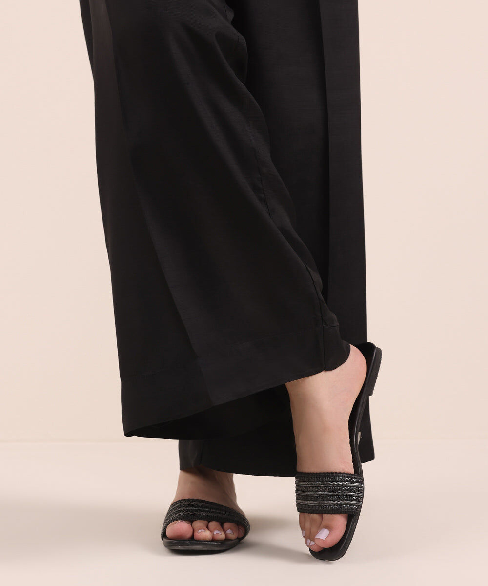 Woman - Black Raw Silk Culottes