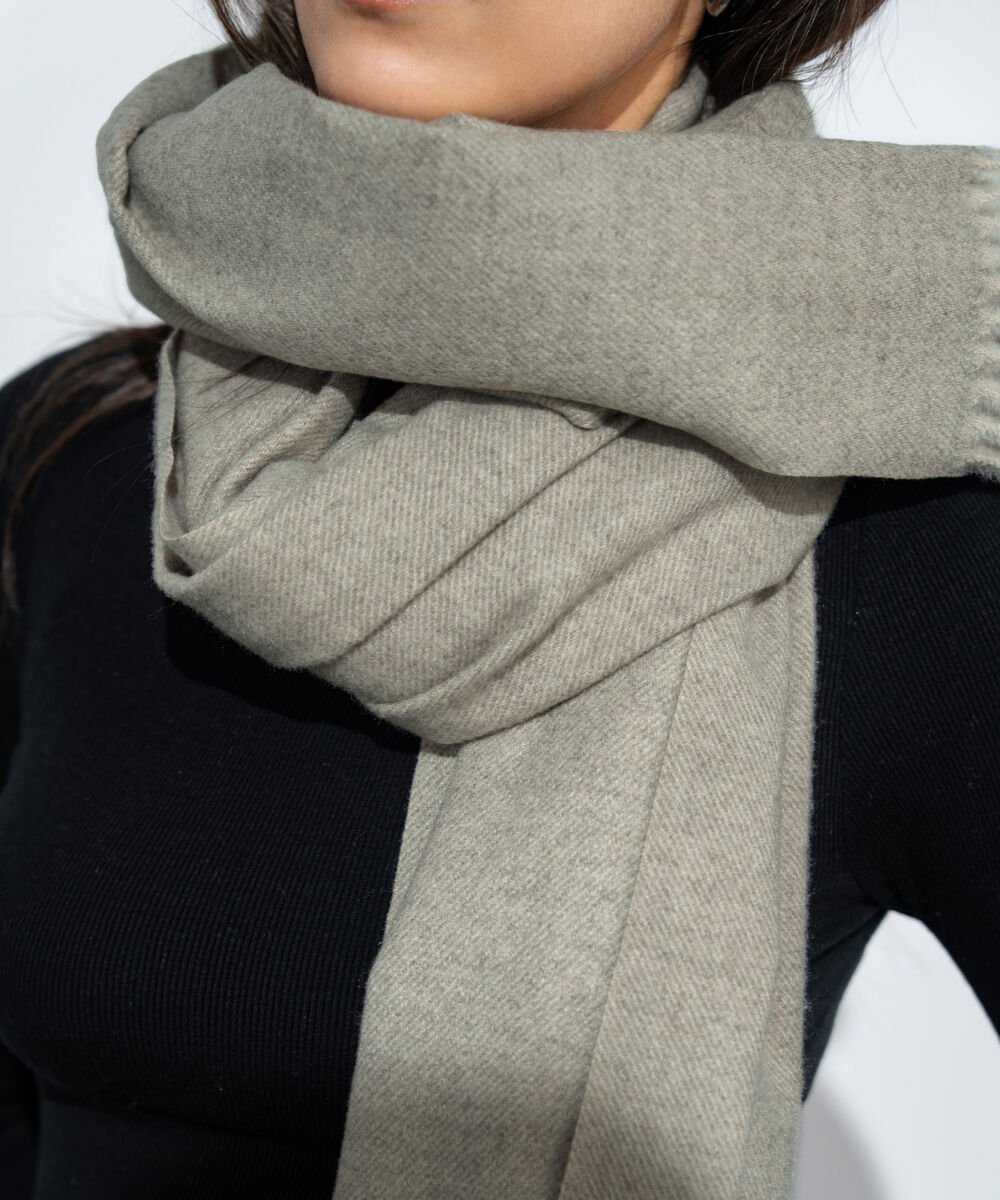 Women's Western Wear Light Grey Plain Woollen Scarf