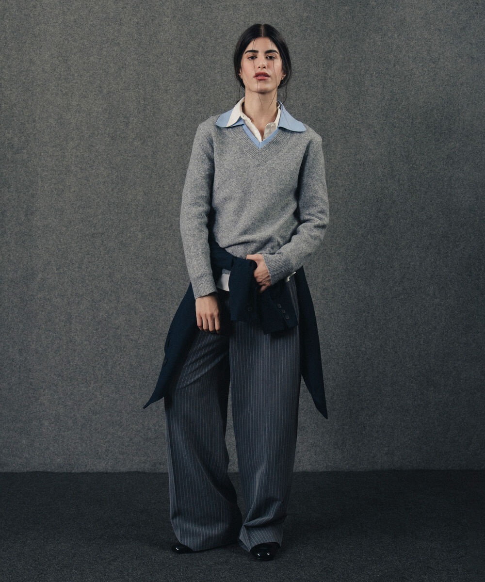 Women's Western Wear Grey Contrast Collar Knit Sweater