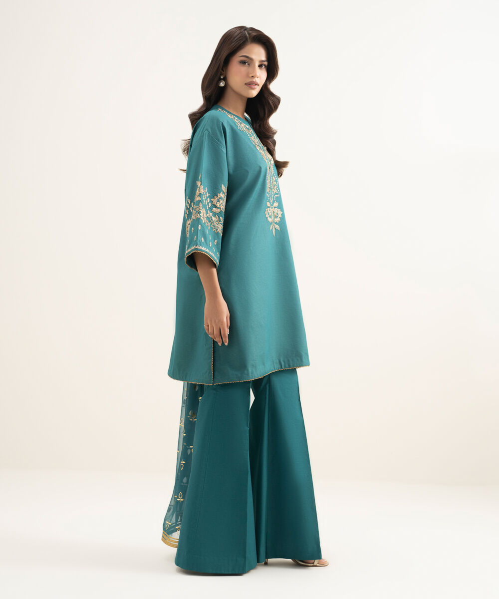 Women's Unstitched Zari Lawn Embroidered Green 3 Piece Suit