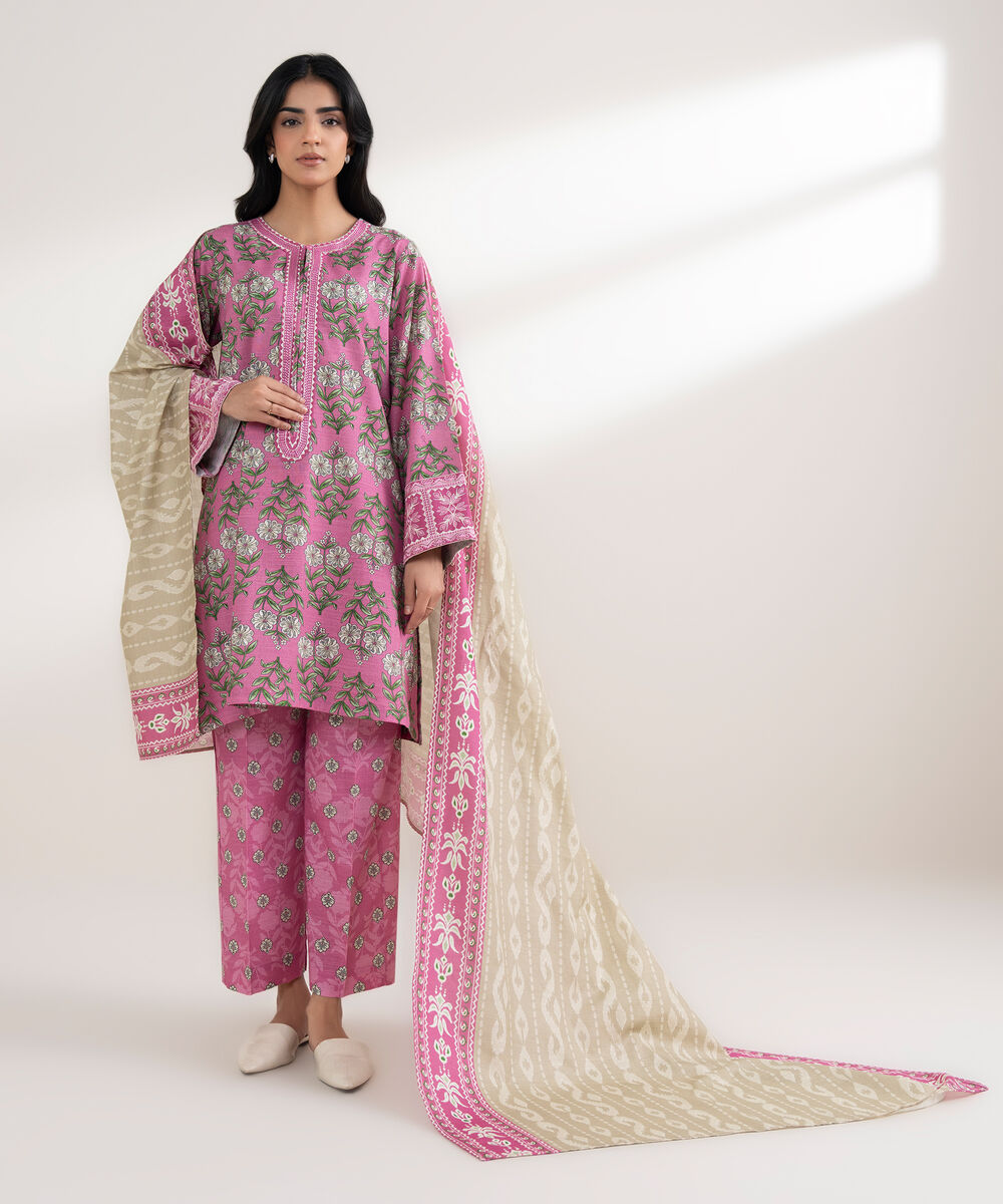 Women's RTW Light Khaddar Embroidered Fuchsia Straight Shirt