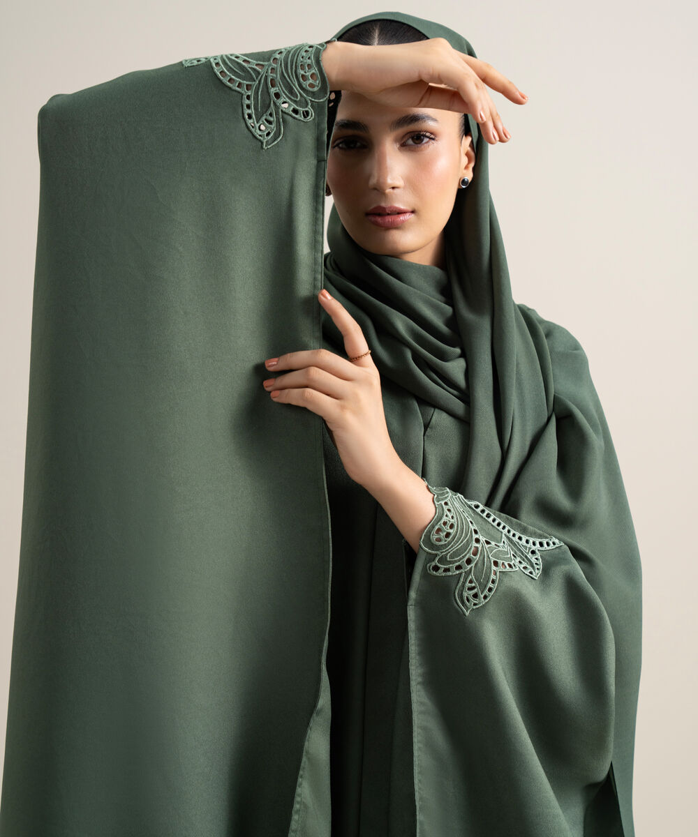 Women's Emerald Green Embroidered Kaftan Abaya Set