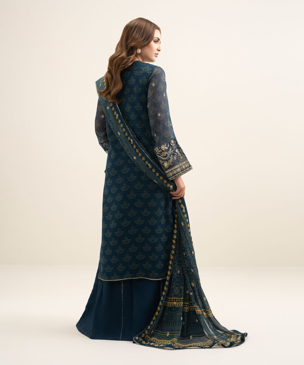 Women's Unstitched Blended Chiffon Embroidered Green 3 Piece Suit