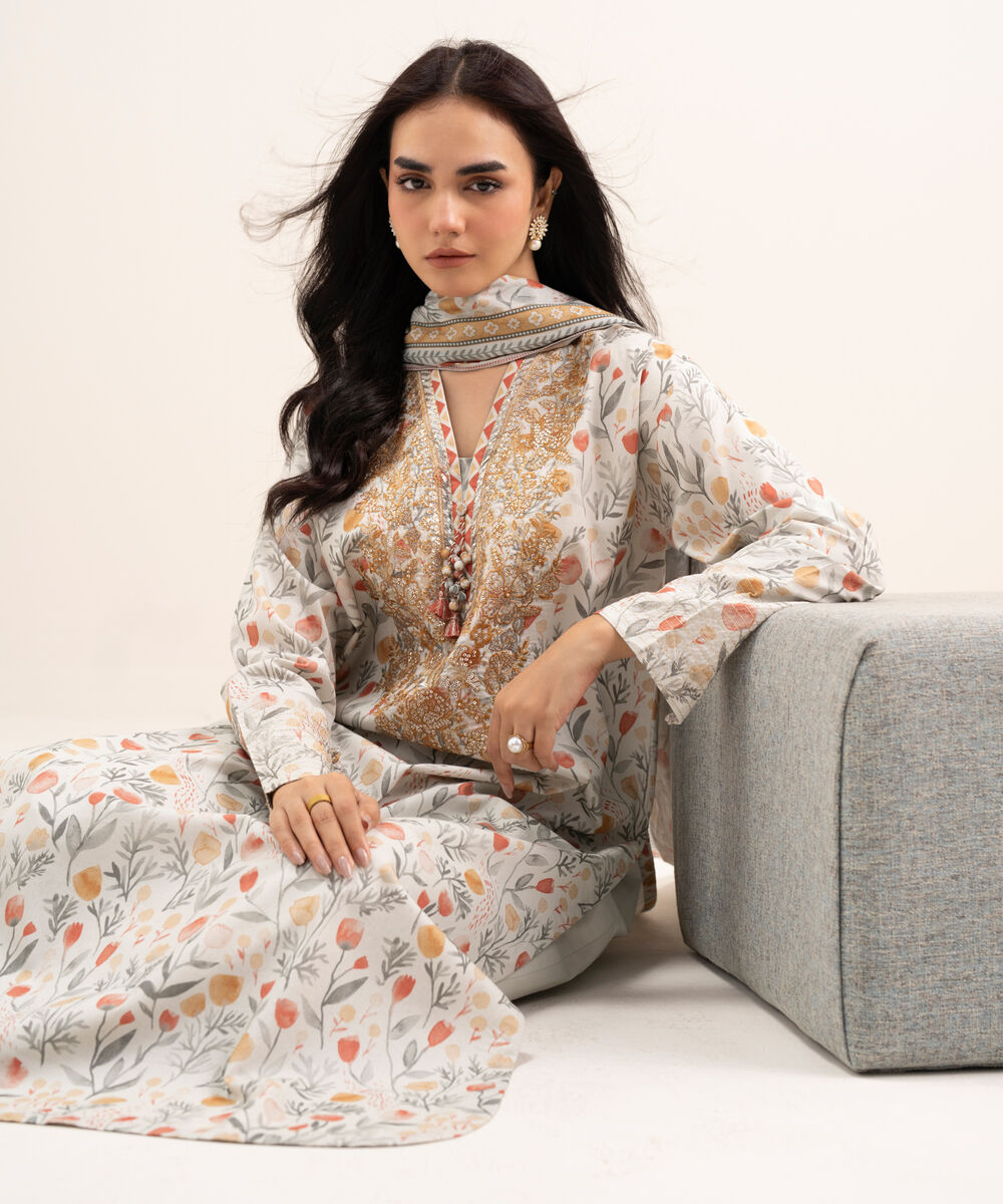 Women's Unstitched Lawn Embroidered Multi 3 Piece Suit
