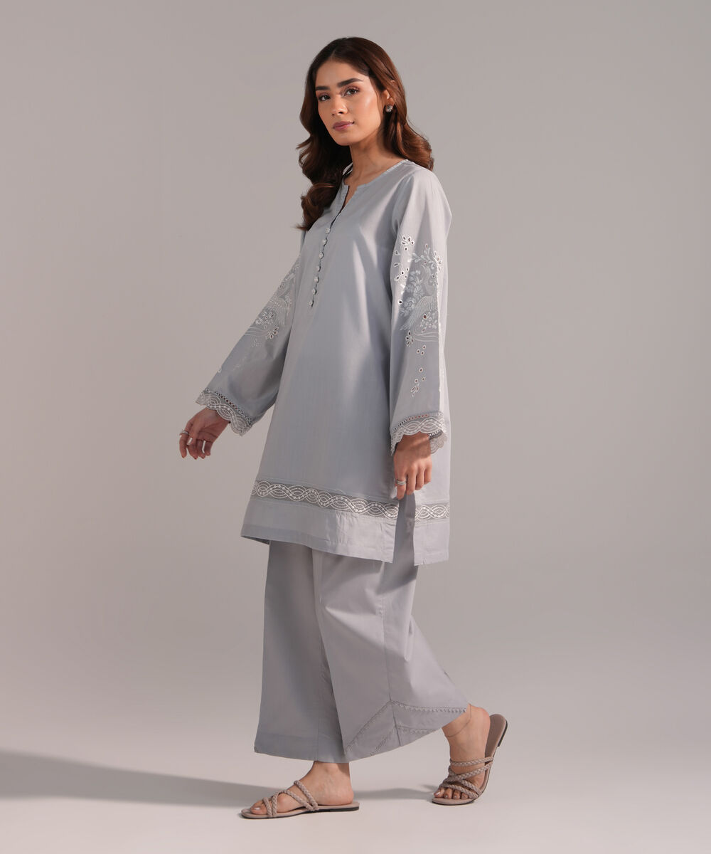 Women's RTW Crosshatch Embroidered Grey Straight Shirt