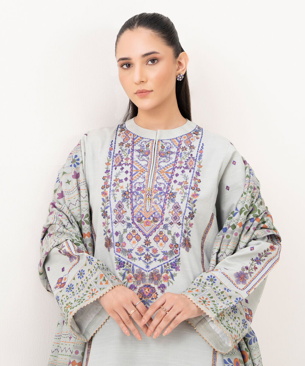 Women's Unstitched Light Khaddar Embroidered Grey 3 Piece Suit