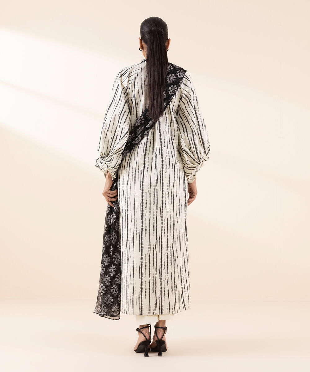 Women's Unstitched Lawn Printed Off White 3 Piece Suit