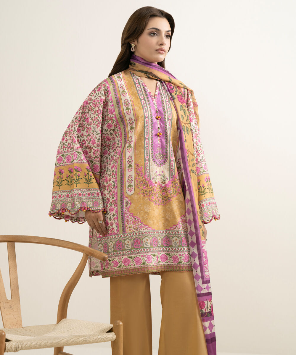 Women's Unstitched Blended Grip Silk Embroidered Multi 3 Piece Suit