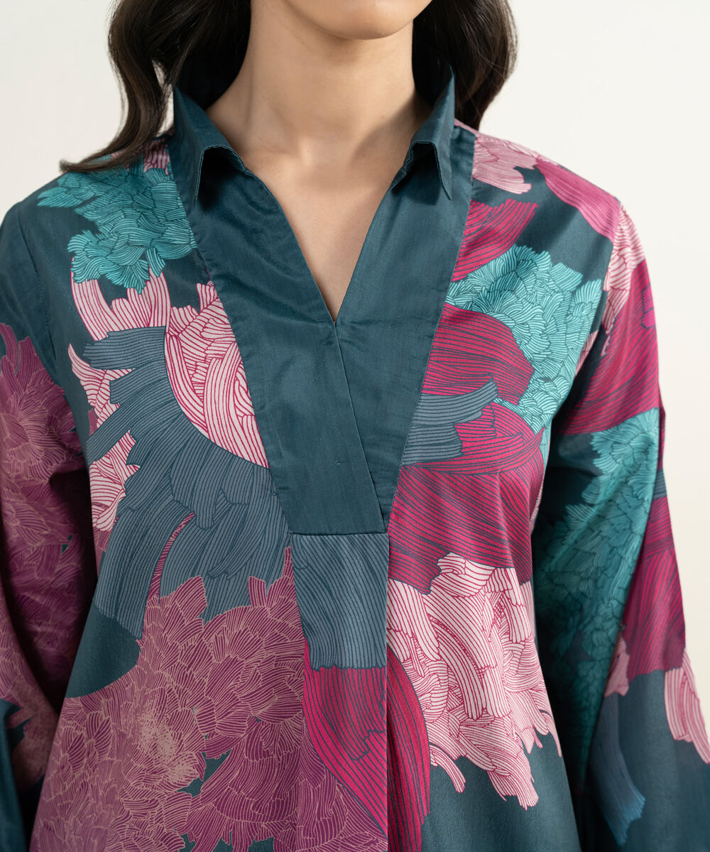 Women's RTW Blended Grip Silk Printed Teal 2 Piece Suit