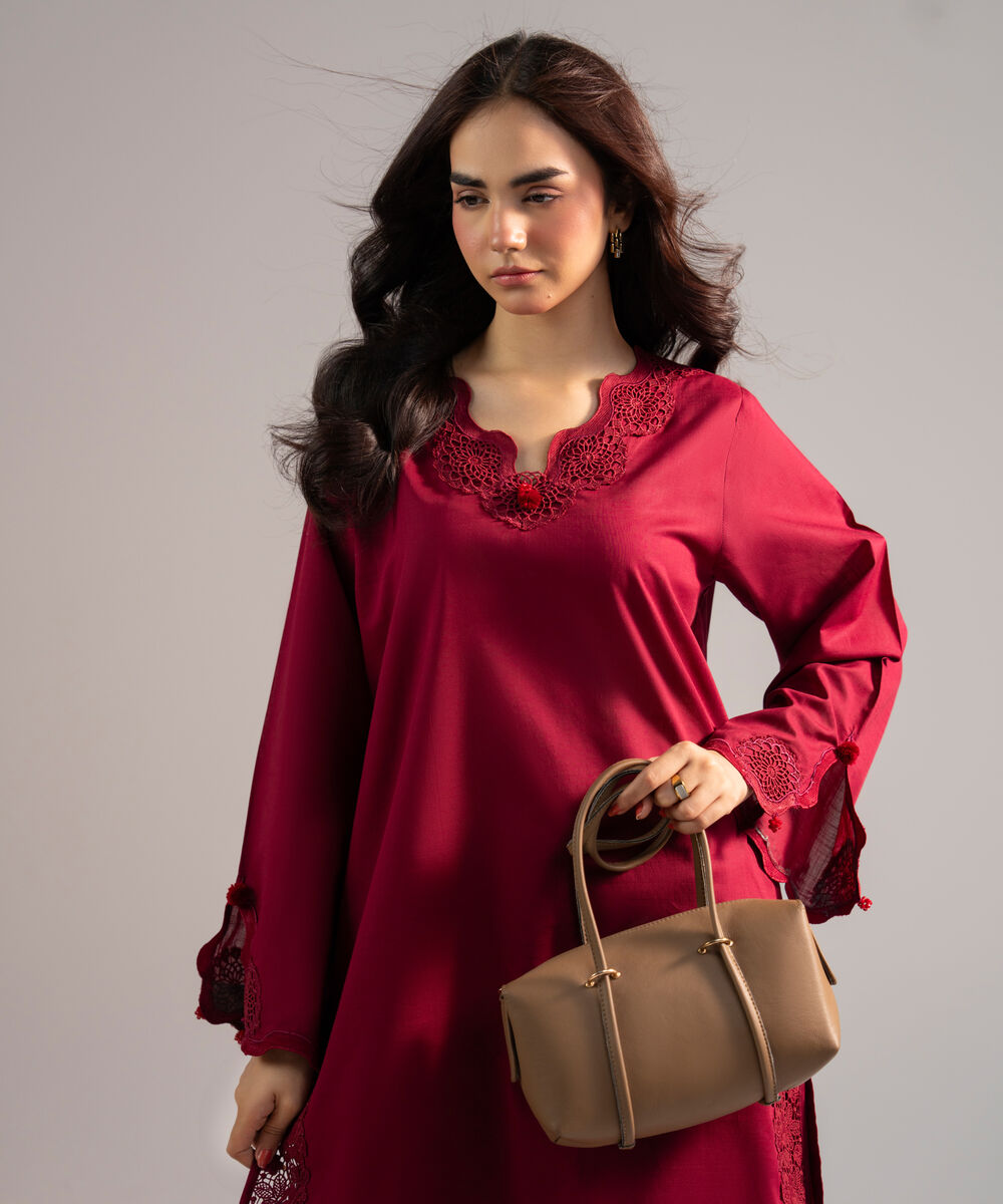 Women's RTW Cross Hatch Solid Maroon Straight Shirt