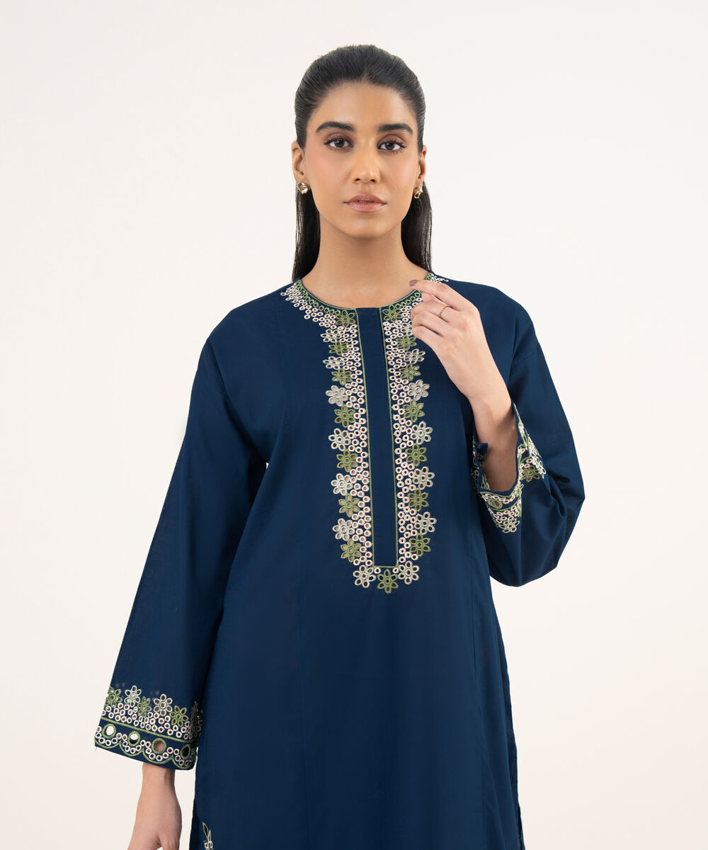 Women's RTW Cross Hatch Blue Embroidered A-Line Shirt