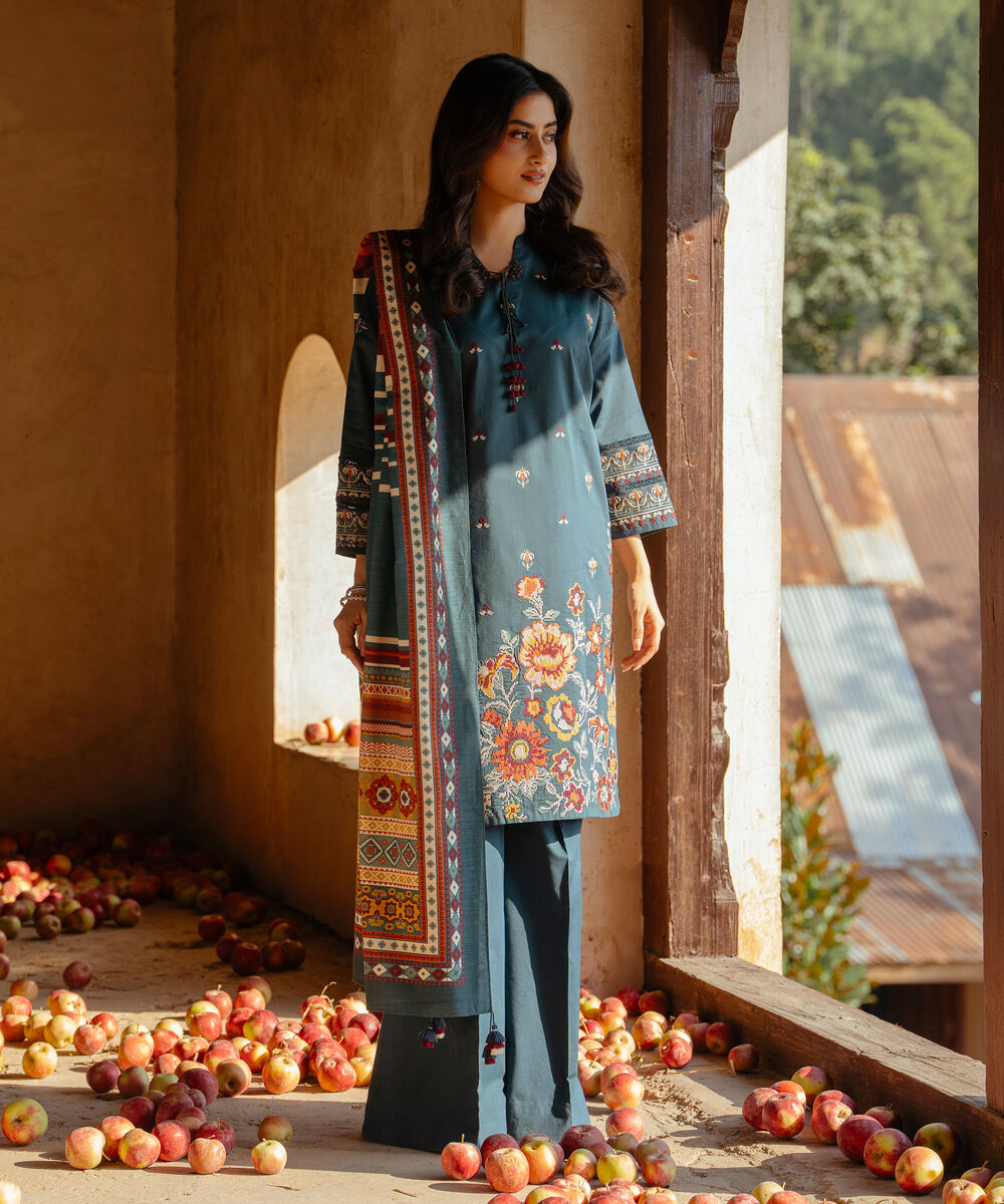 Women's Unstitched Cross Hatch Embroidered Green 3 Piece Suit