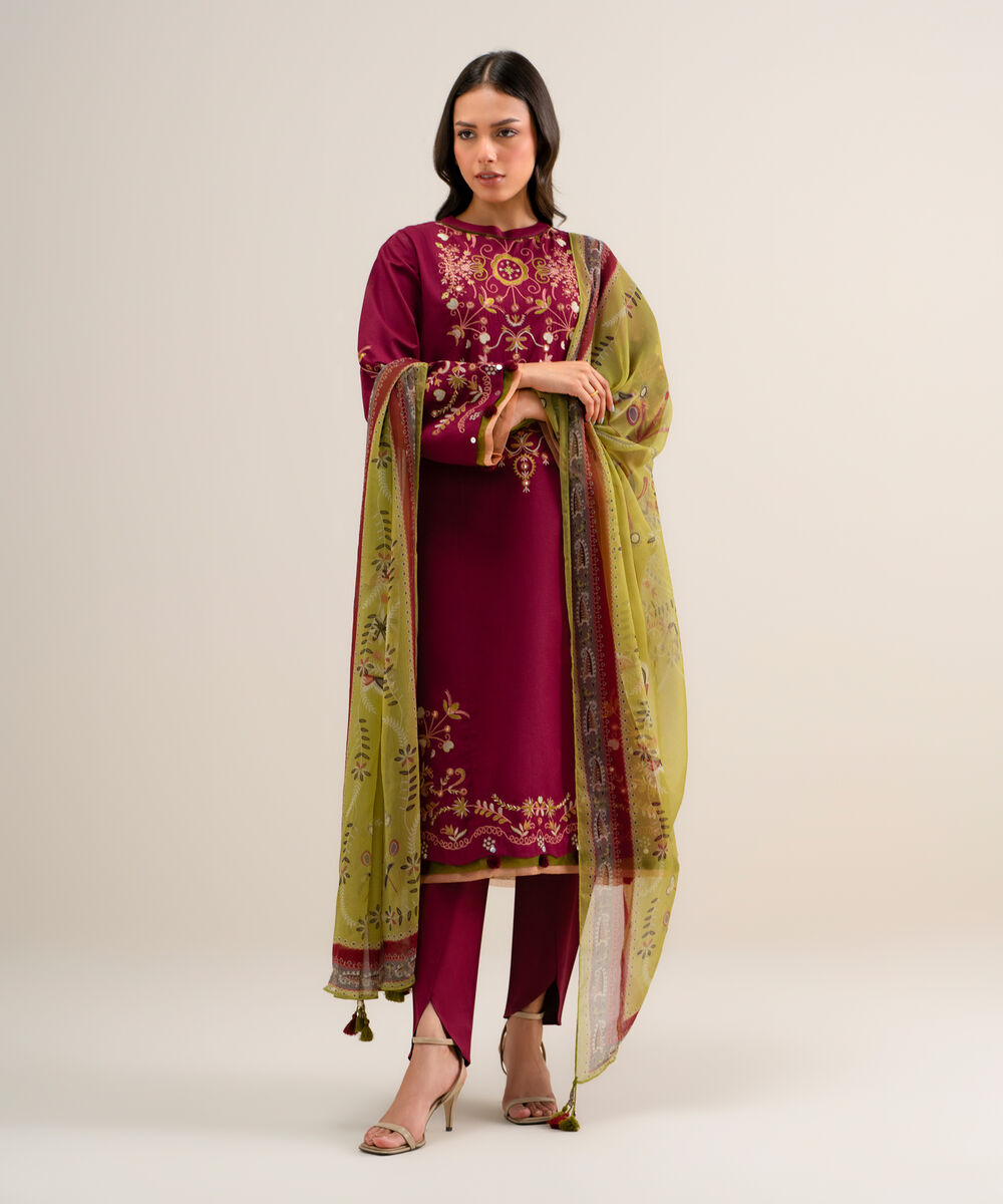 Women's Unstitched Embroidered Cotton Viscose Magenta 3 Piece Suit