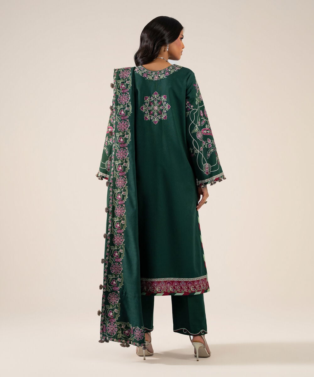 Womens Unstitched Basic Khaddar Embroidered Green 3 Piece Suit