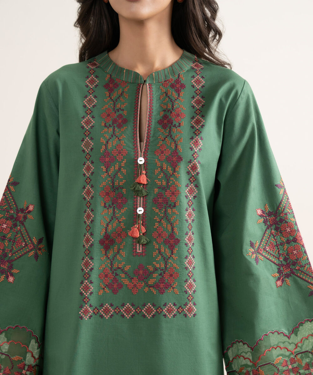 Women's Unstitched Textured Lawn Embroidered Green 3 Piece Suit