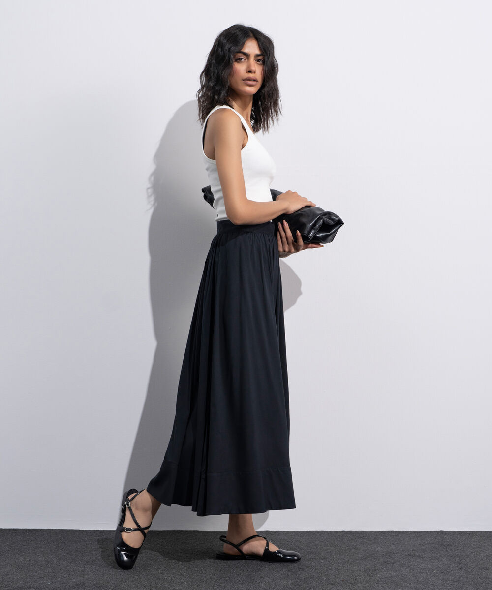 Women's Black Viscose Flared Skirt