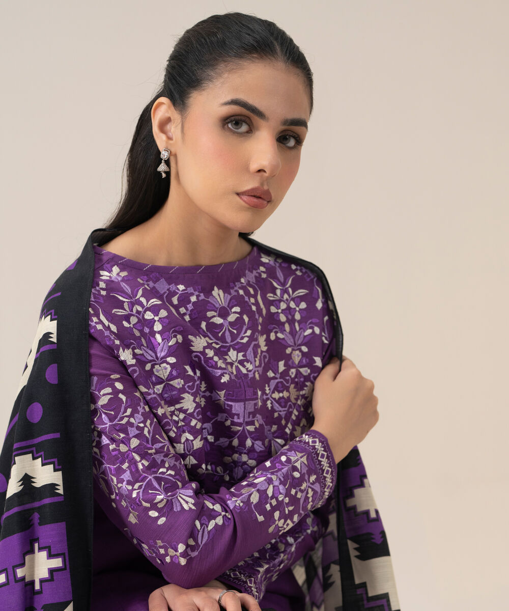 Women's Unstitched Premium Khaddar Embroidered Mauve 3 Piece Suit