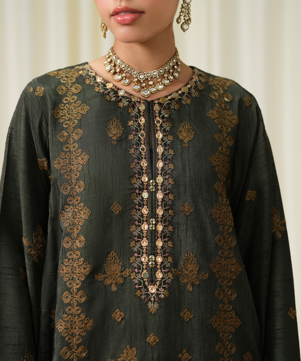 Women's Unstitched Raw Silk Embroidered Green 3 Piece Suit