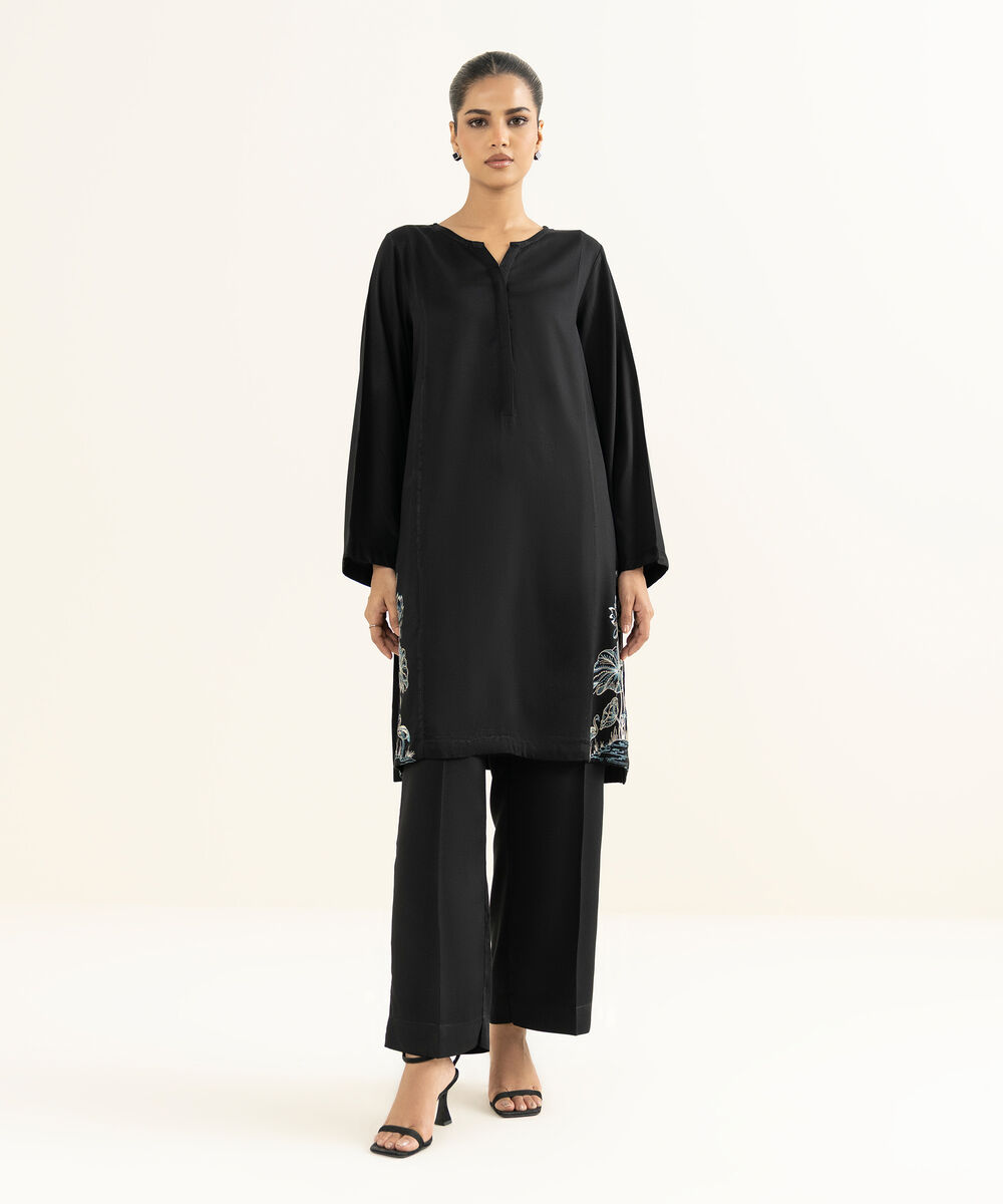 Women's RTW Bedford  Embroidered Black Straight Shirt