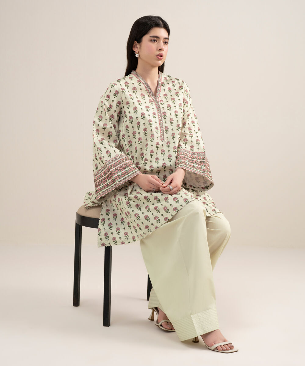 Women's Unstitched Lawn Printed Off White 2 Piece Suit