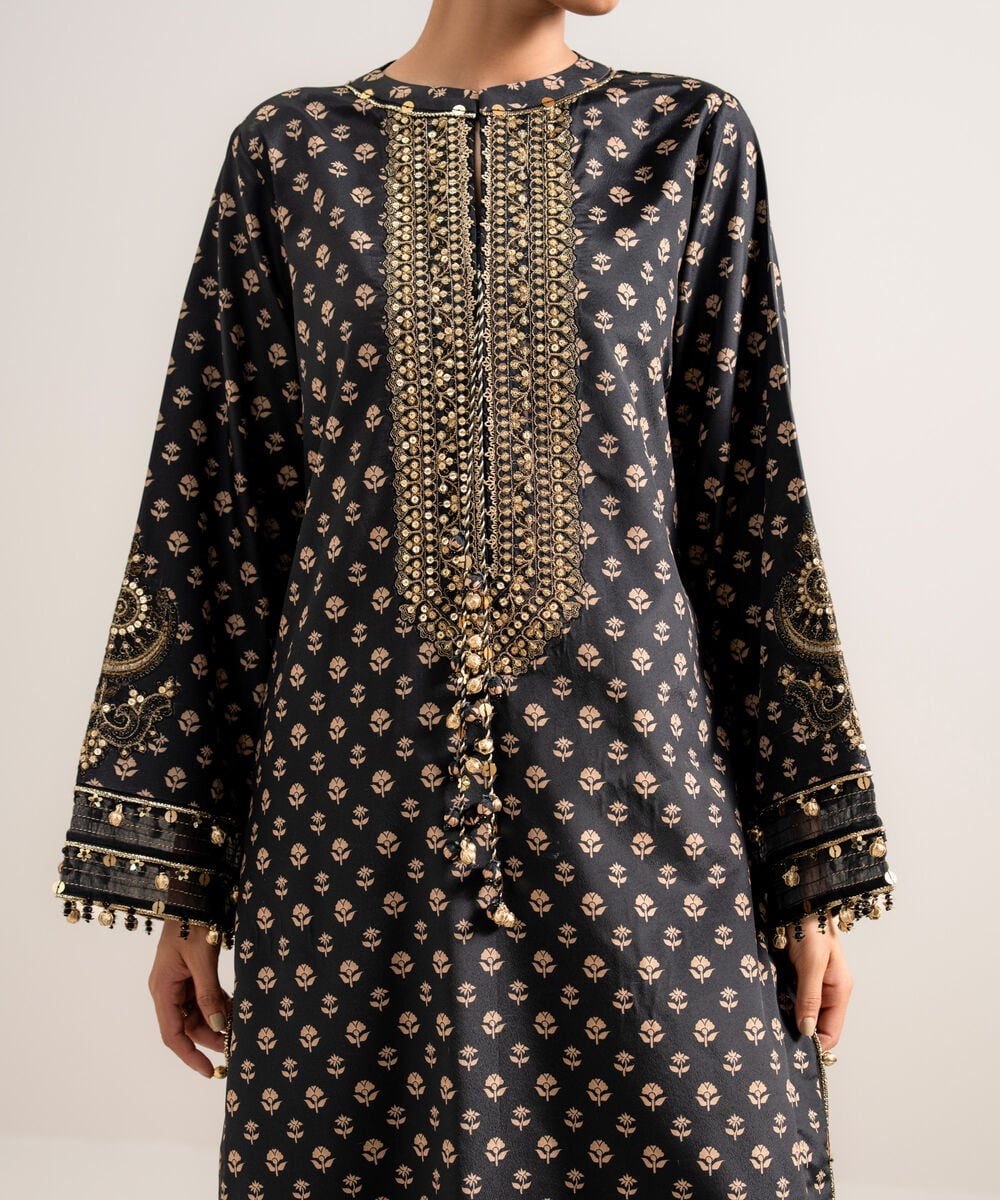 Women's Unstitched Printed Blended Grip Silk Black 3 Piece Suit