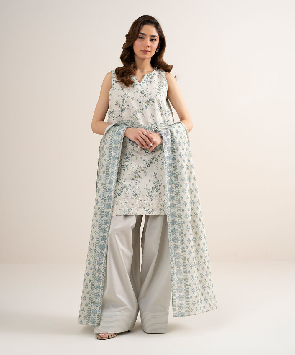 Women's Unstitched Zari Lawn Embroidered Off White 3 Piece Suit