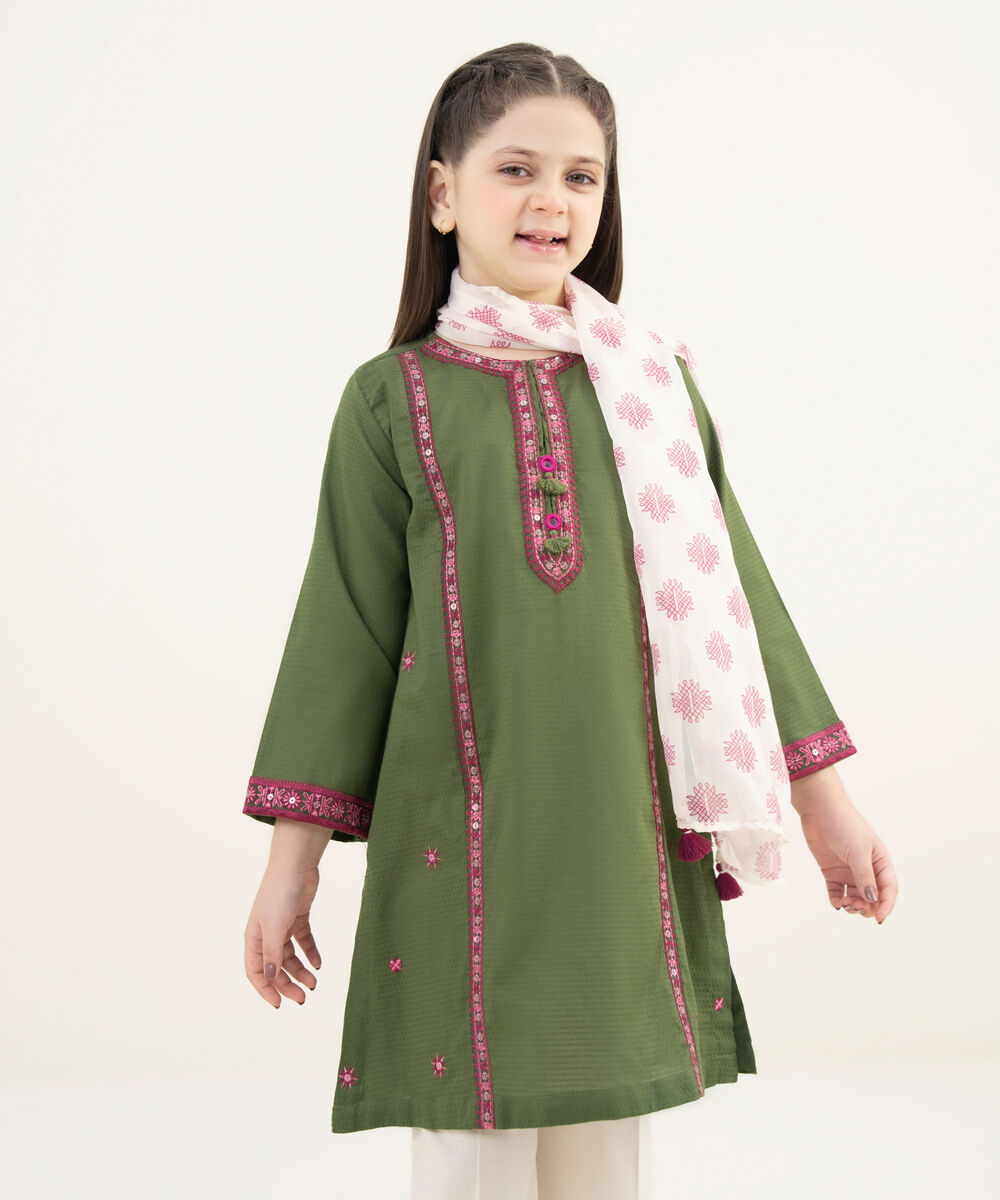 Girls Two Piece Embroidered Textured Lawn Shirt Dupatta