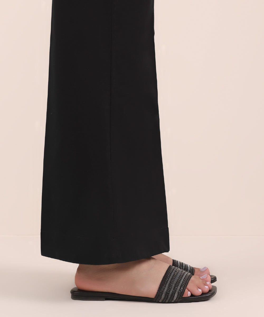 Woman - Black Solid Cambric Boot-Cut Pants