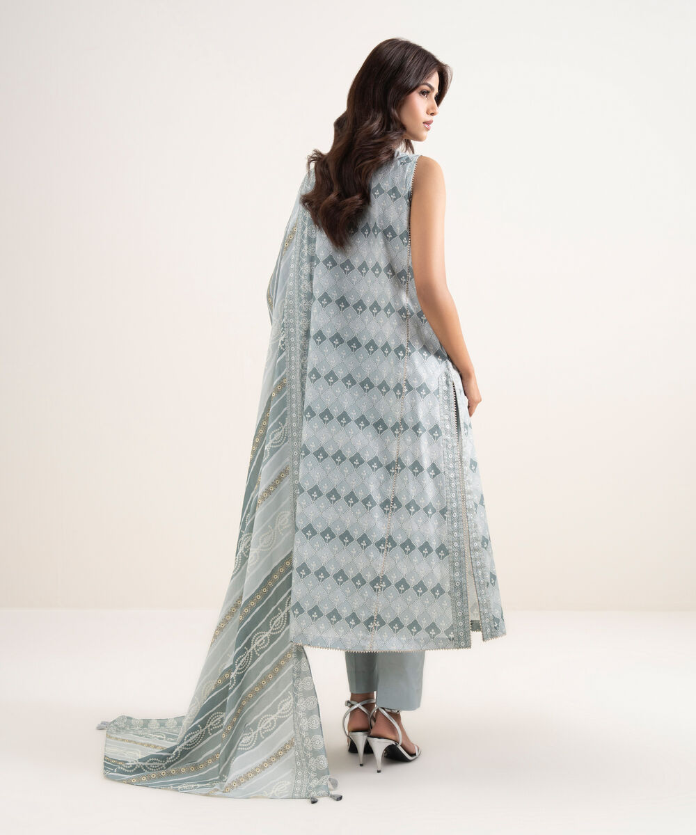 Women's Unstitched Lawn Grey Embroidered 3 Piece Suit