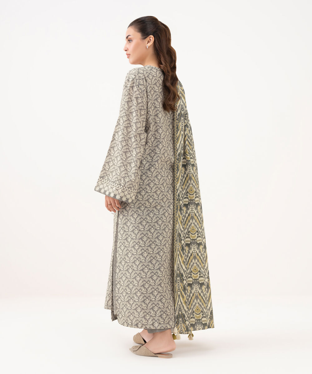 Women's Unstitched Light Khaddar Printed Grey 3 Piece Suit