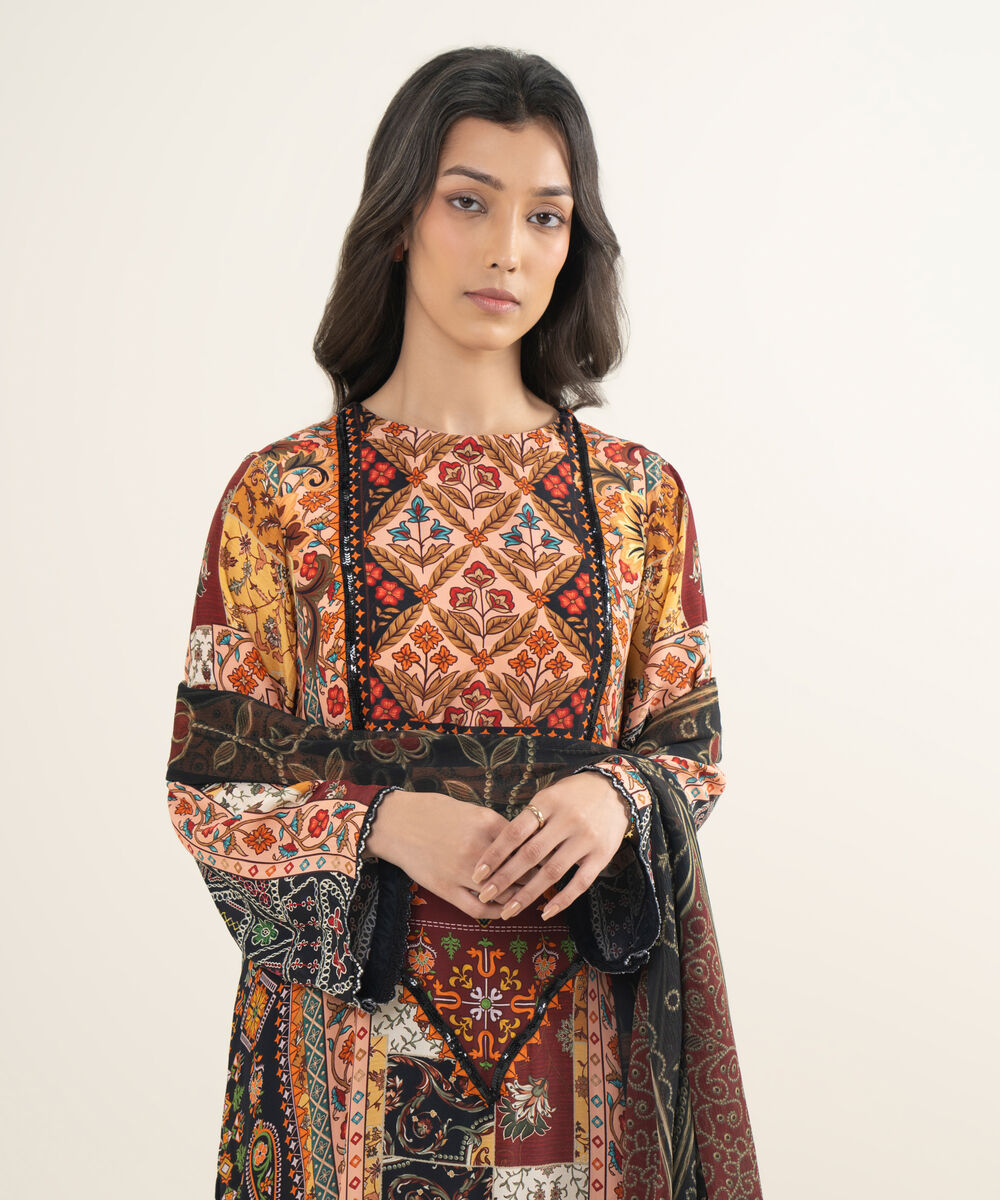 Women's RTW Bemberg Grip Printed Black 3 Piece Suit