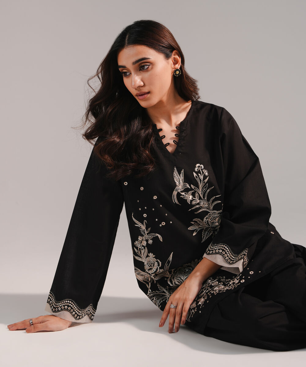 Women's RTW Crosshatch Embroidered Black Straight Shirt