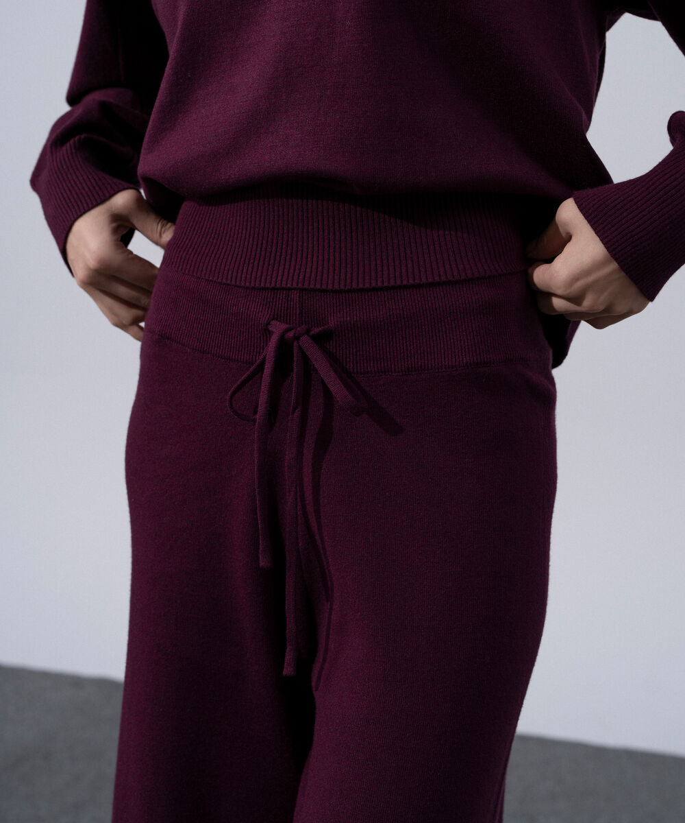 Women's Western Wear Merlot Knit Jogger Trousers