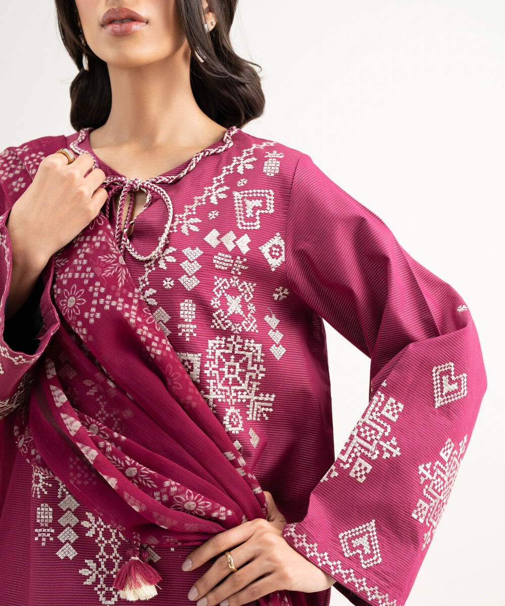 Women's Unstitched Zari Lawn Embroidered Pink 3 Piece Suit