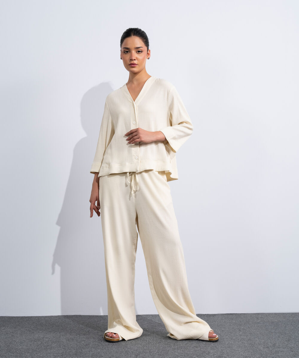 Women's Western Off-White V-Neck Seersucker Shirt
