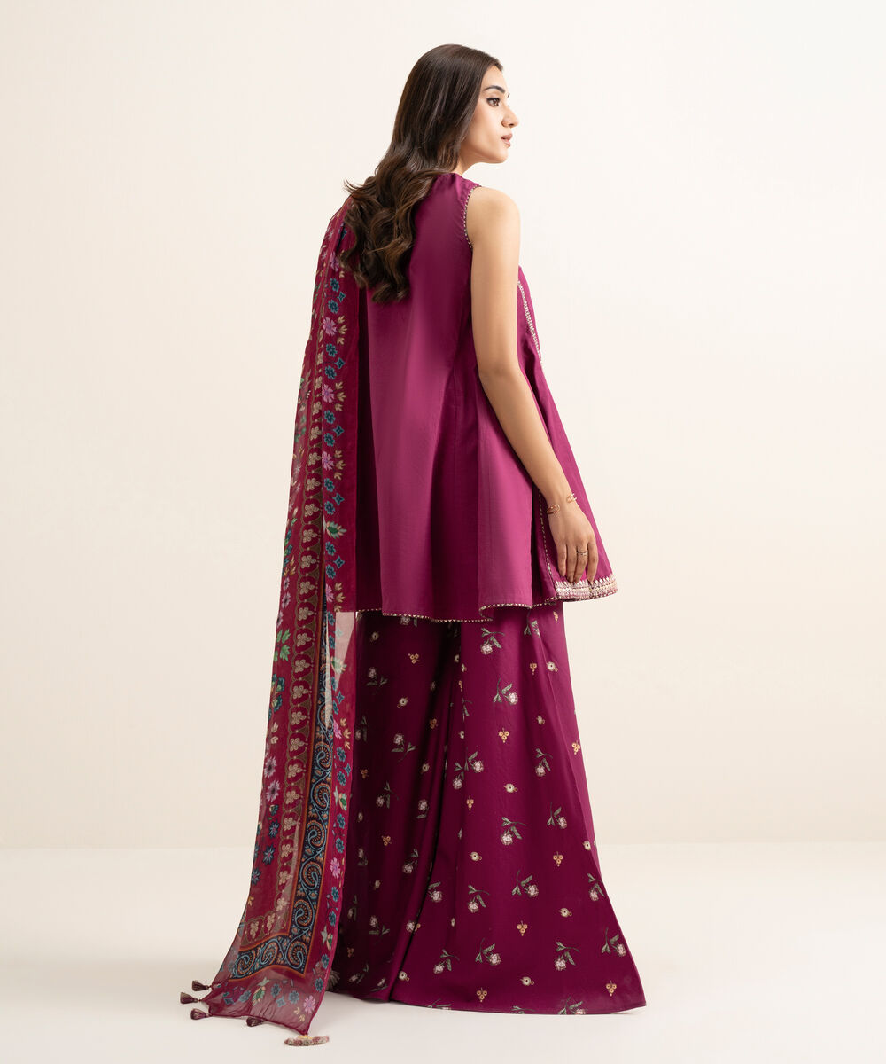 Women's Unstitched Textured Lawn Embroidered Fuchsia Pink 3 Piece Suit