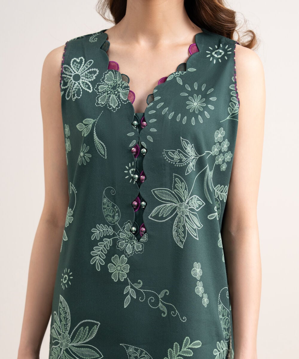 Women's Unstitched Lawn Embroidered Green 3 Piece Suit