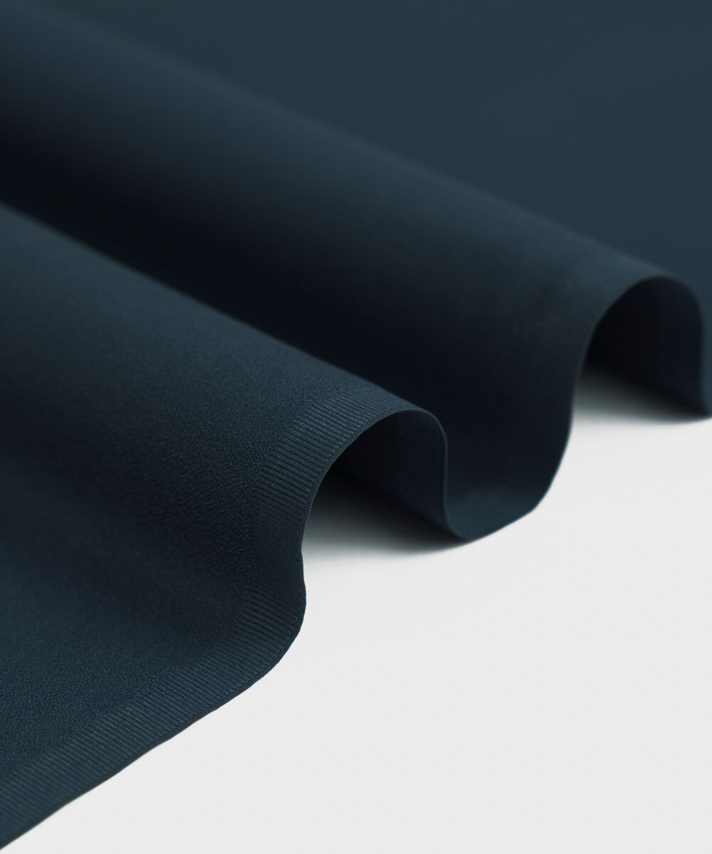 Men Unstitched Wash & Wear Blue Full Suit Fabric