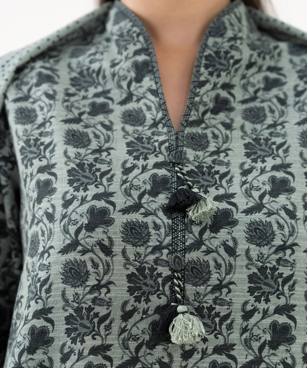 Women's Unstitched Khaddar Embroidered Grey 3 Piece Suit