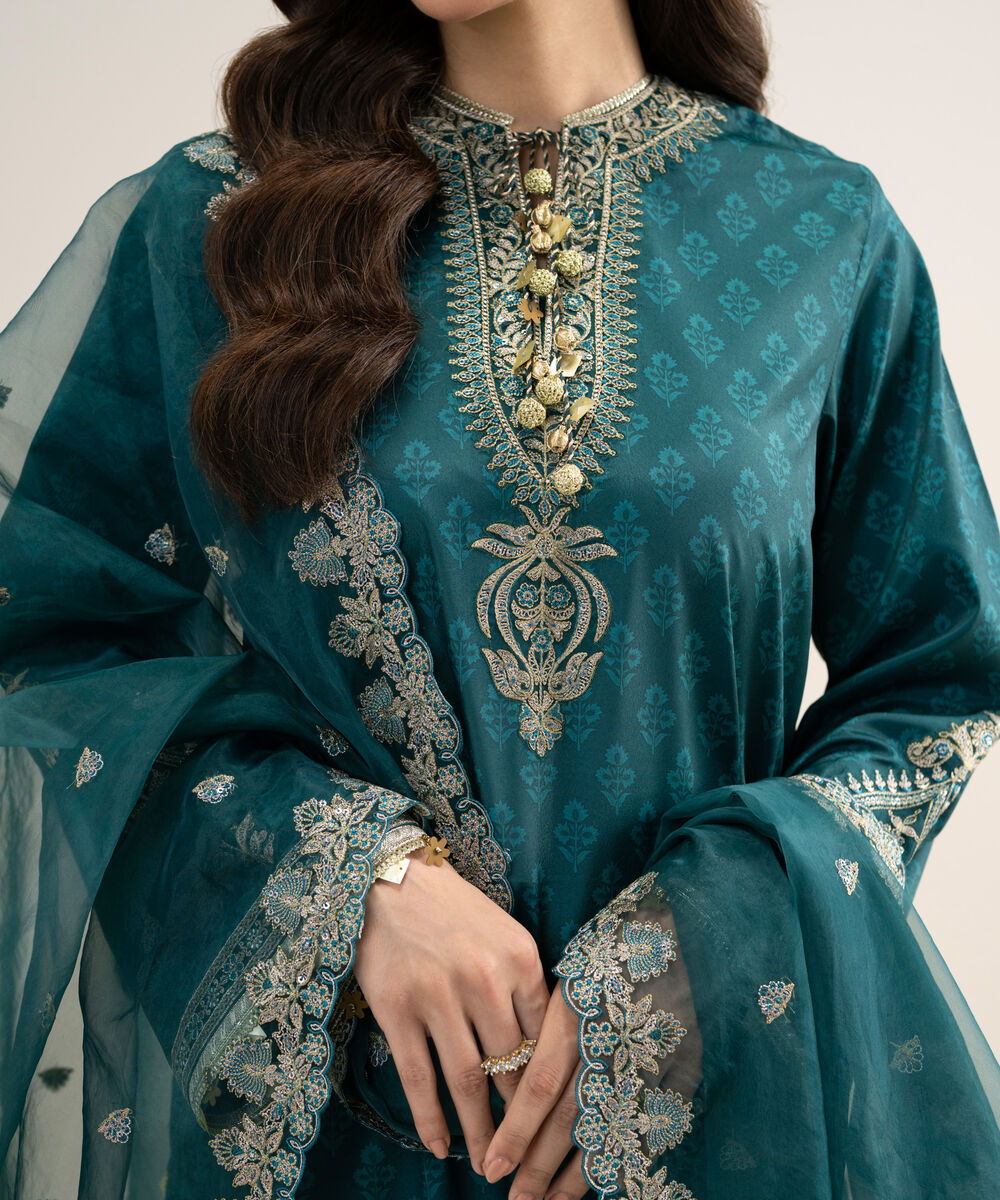 Women's Unstitched Printed Blended Grip Silk Green 3 Piece Suit