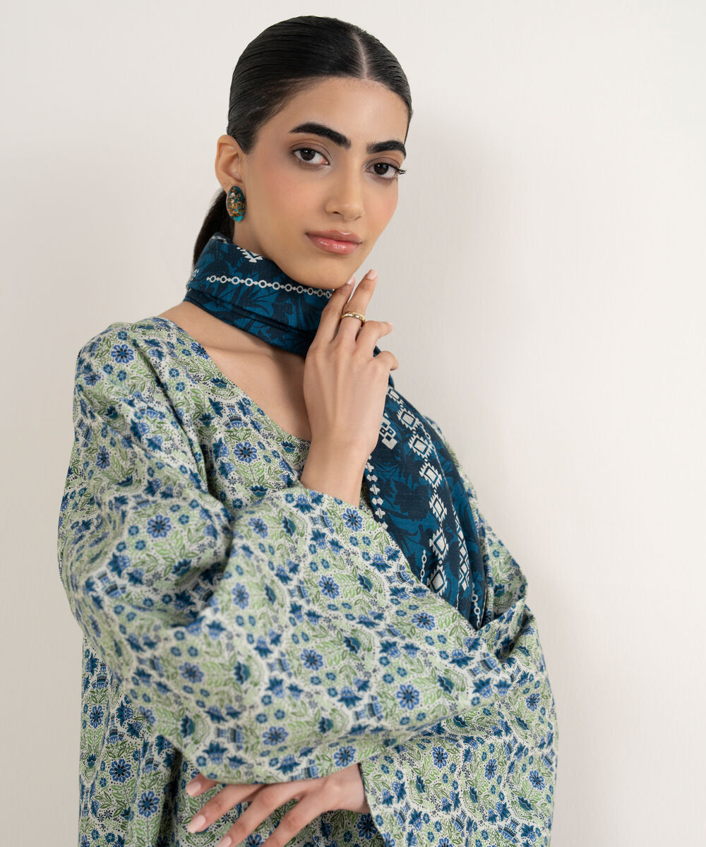 Women's Unstitched Printed Khaddar Off White & Blue 3 Piece Suit