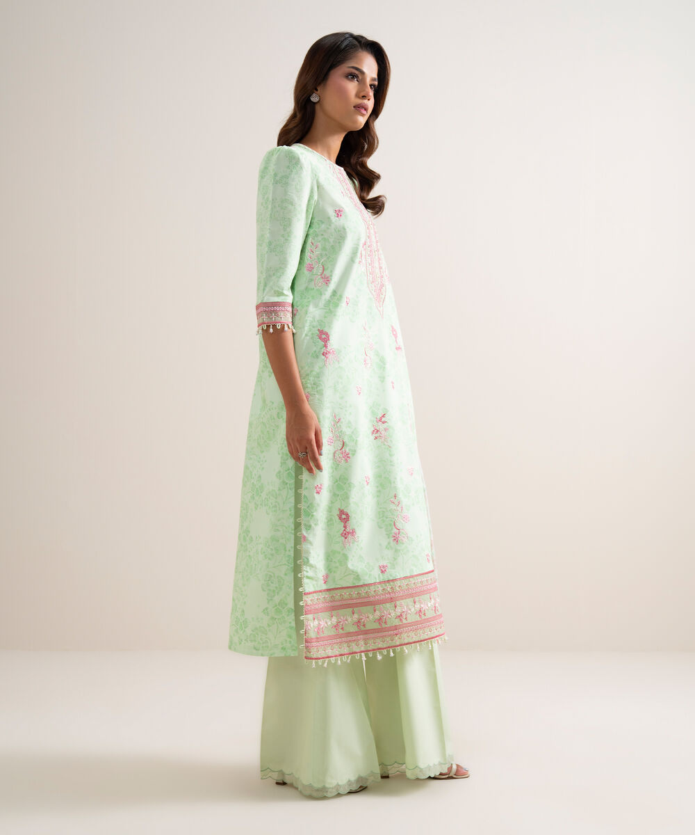 Women's Unstitched Lawn Embroidered Green 3 Piece Suit
