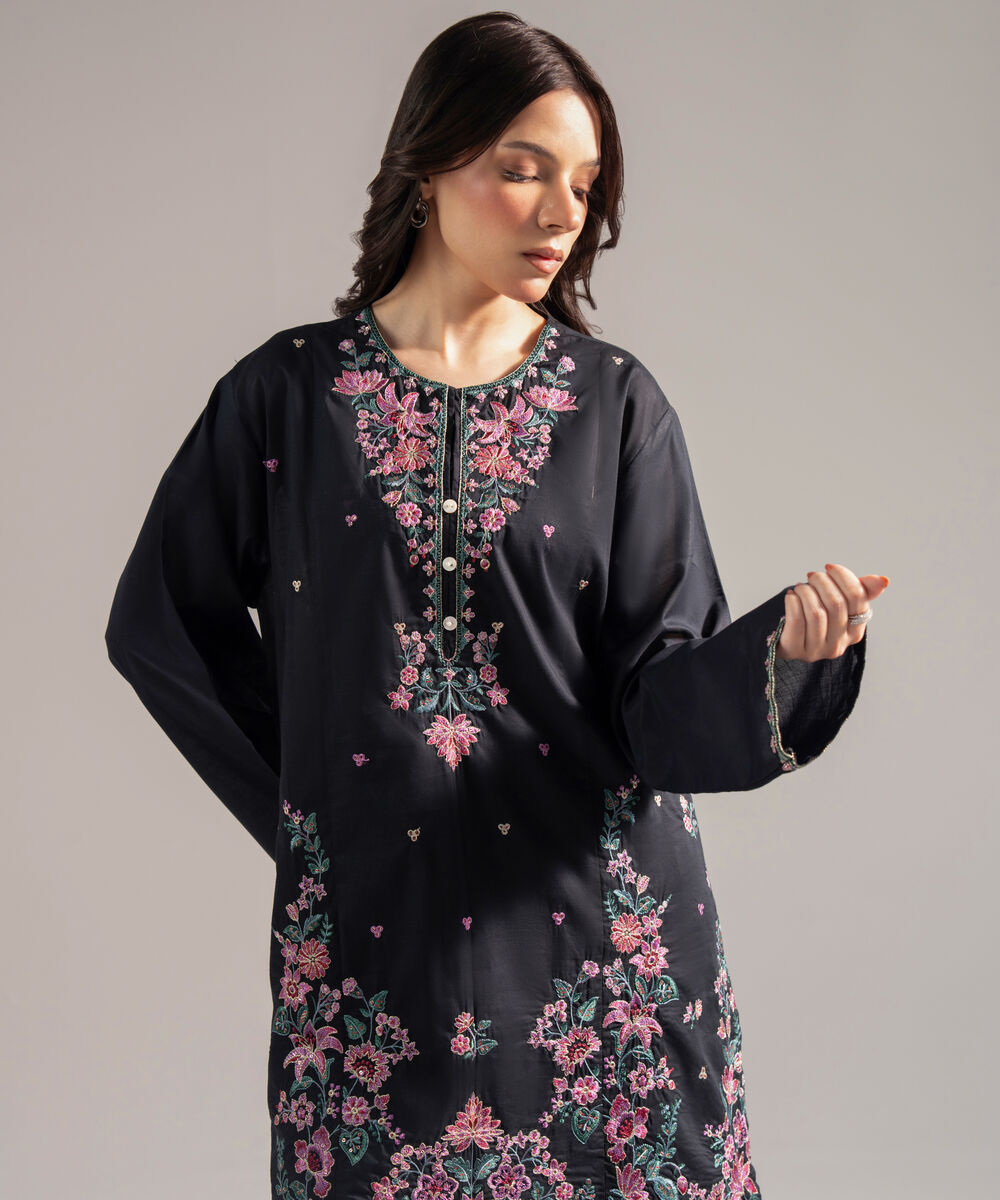 Women's RTW Slub Lawn Embroidered Straight Black Shirt