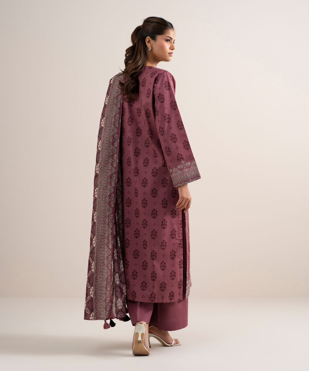 Women's Unstitched Lawn Embroidered Maroon 3 Piece Suit