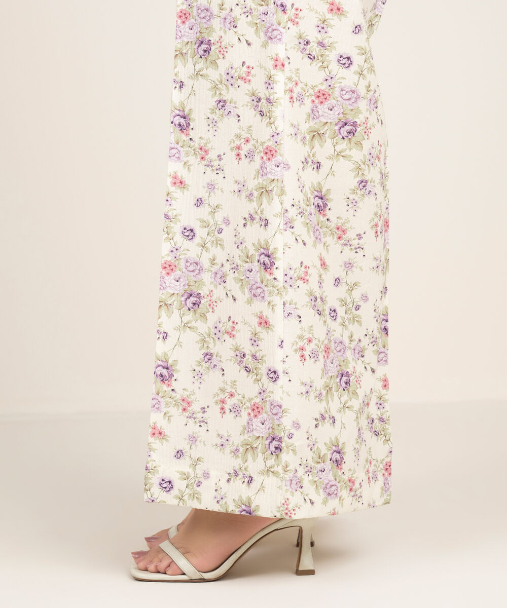 Women's RTW Seersucker Printed Off White Flared Pants