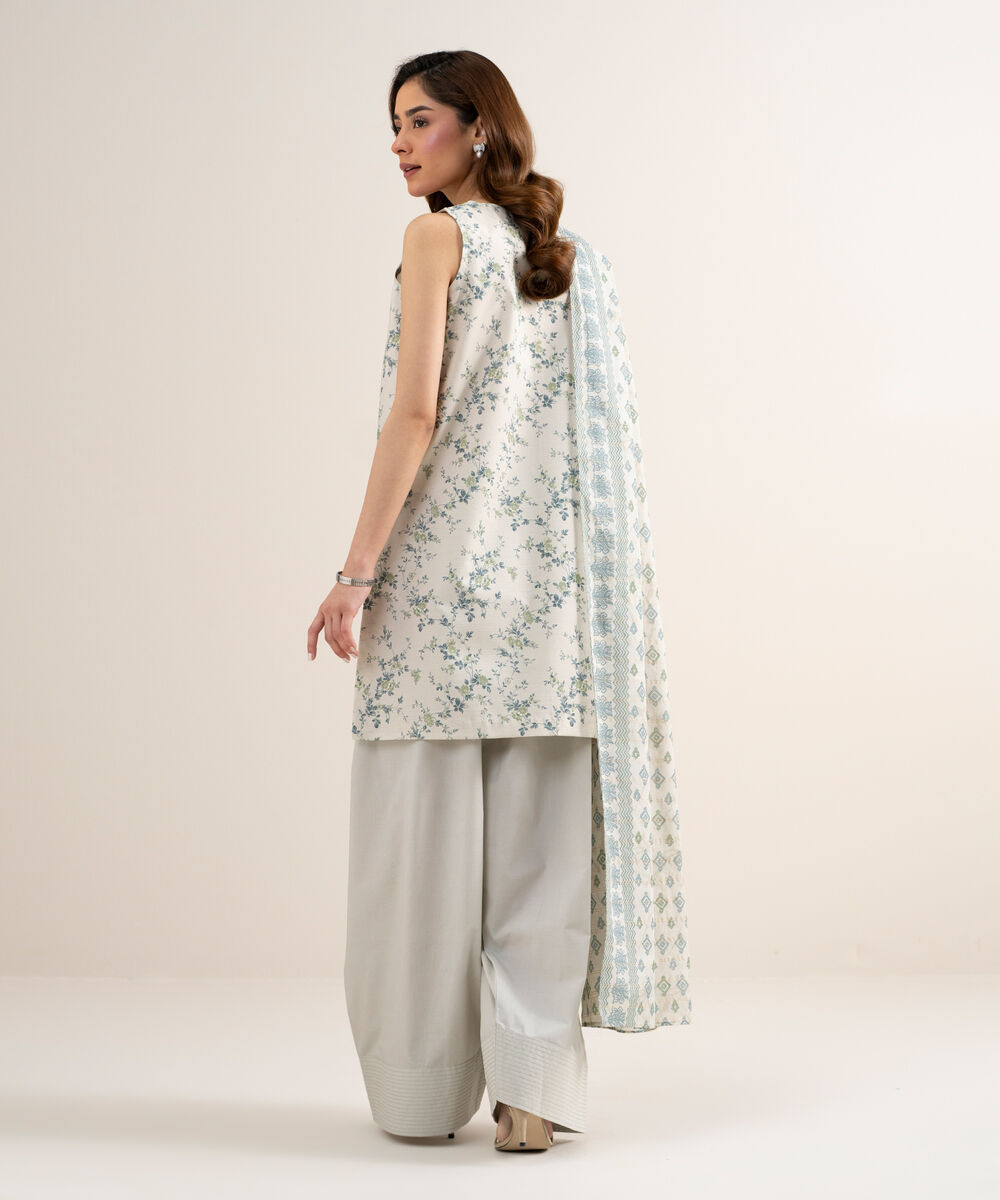 Women's Unstitched Zari Lawn Embroidered Off White 3 Piece Suit